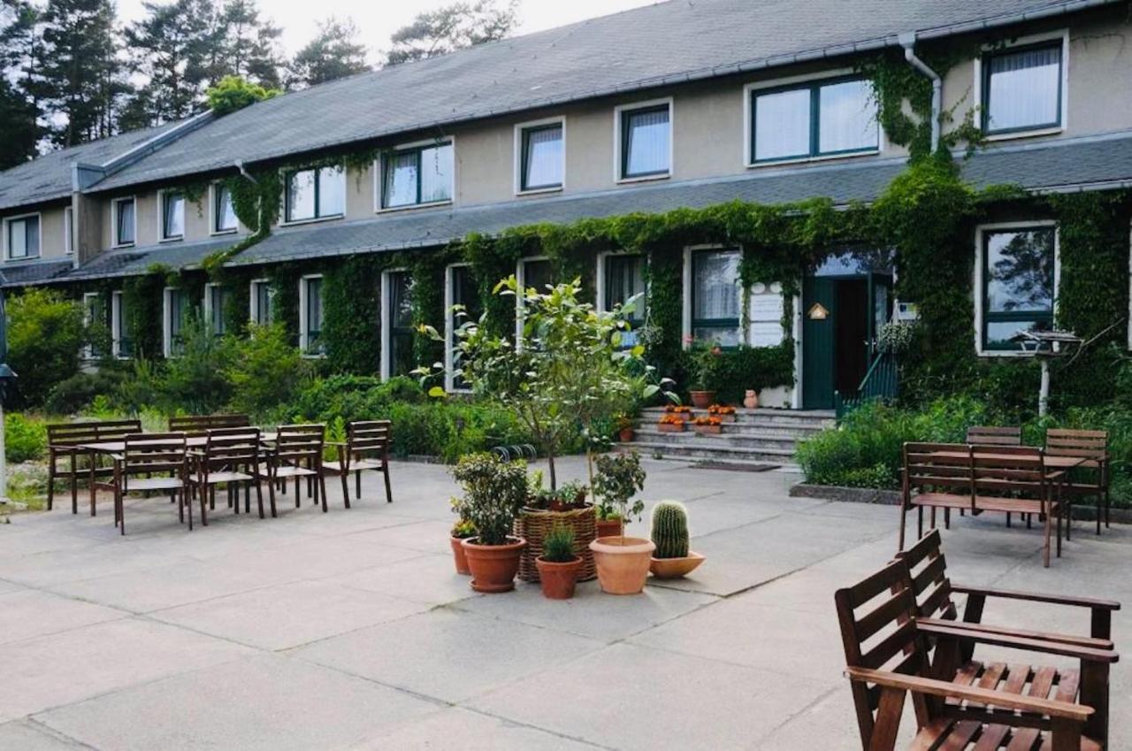 Pension Zur Fledermaus Waren  Exterior foto